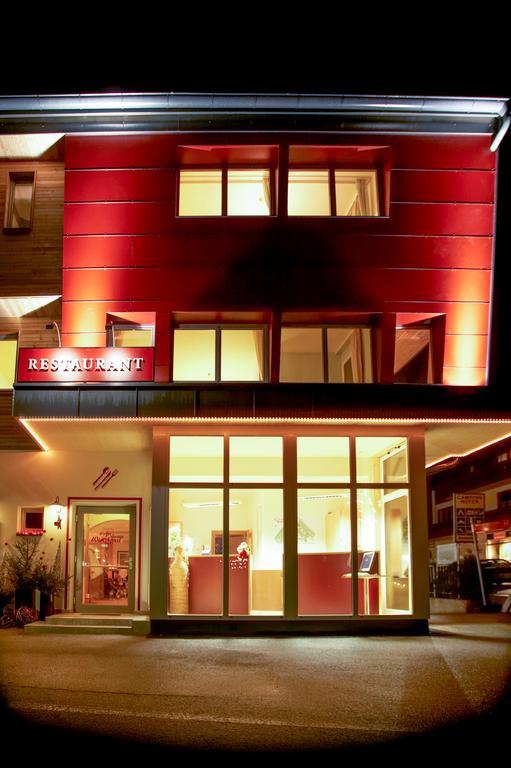 Apparthaus & Chalets Hofer Zell am Ziller Exterior photo