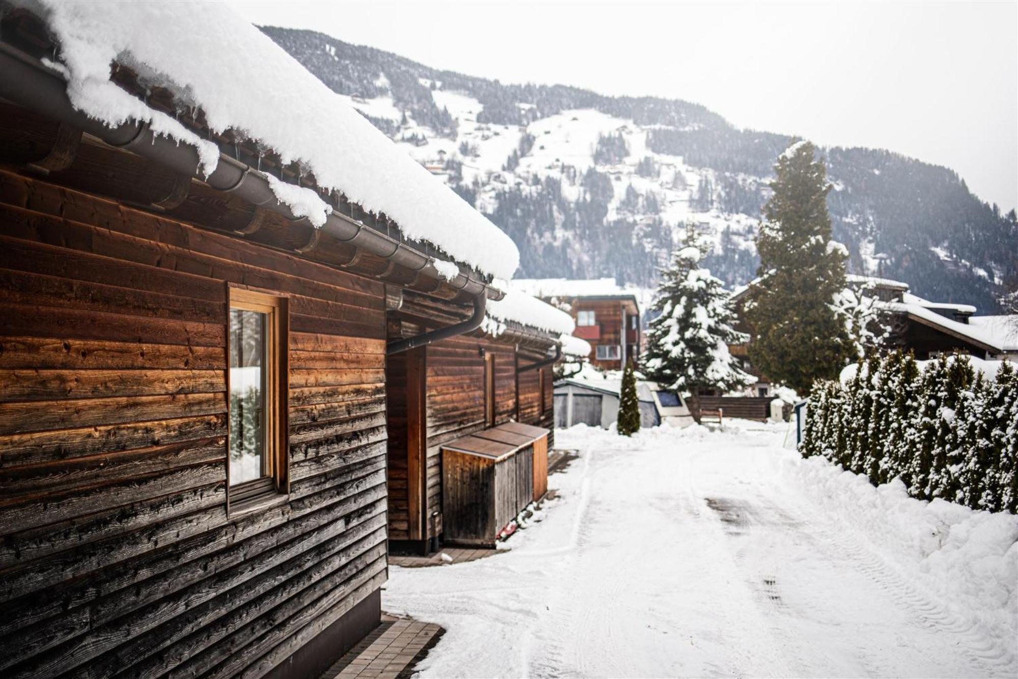 Apparthaus & Chalets Hofer Zell am Ziller Exterior photo